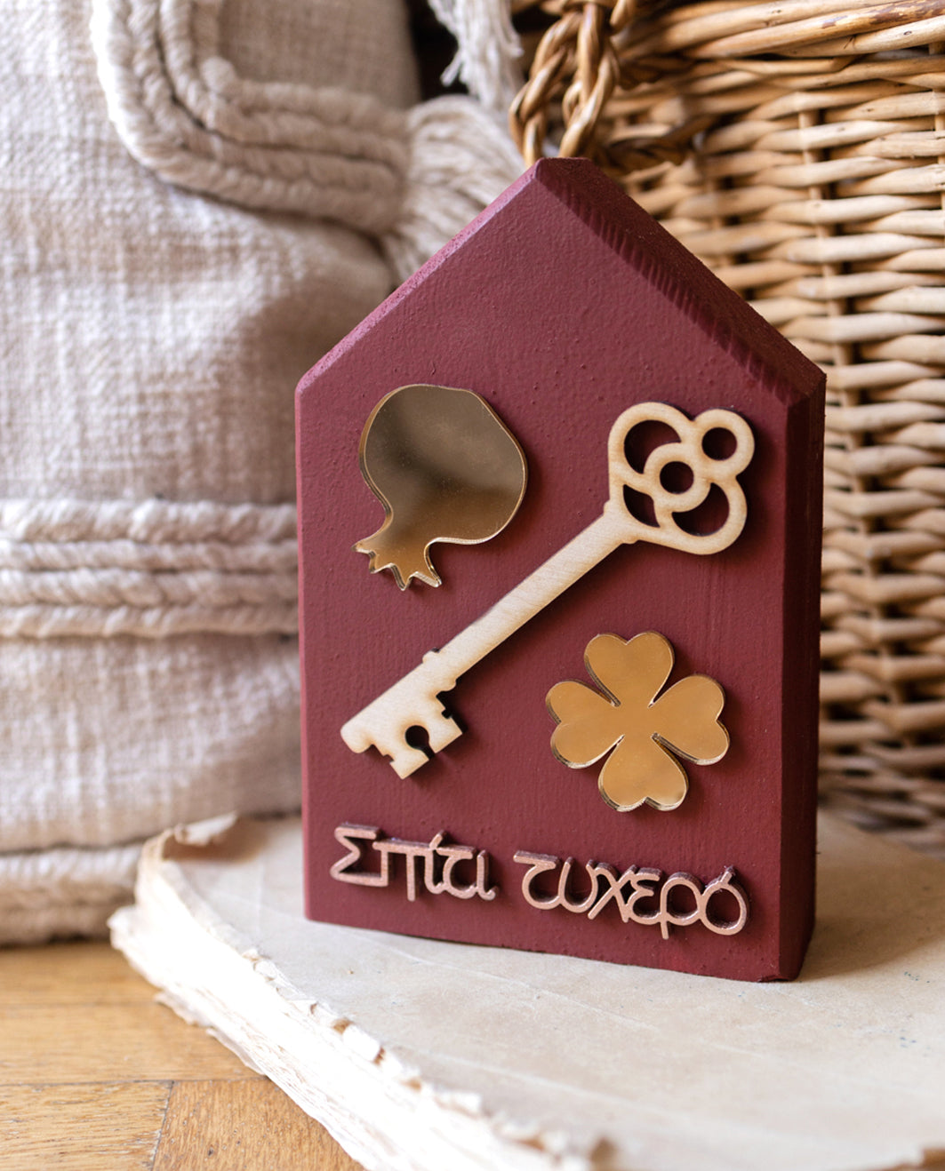 Lucky Home Table Charm