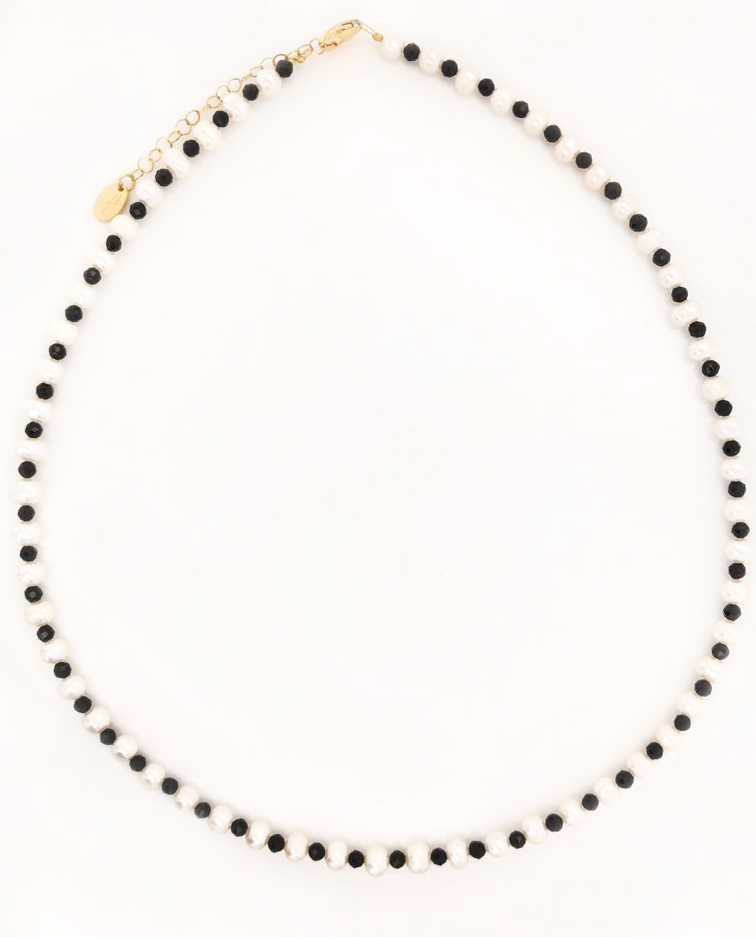 Black &amp; Pearl necklace