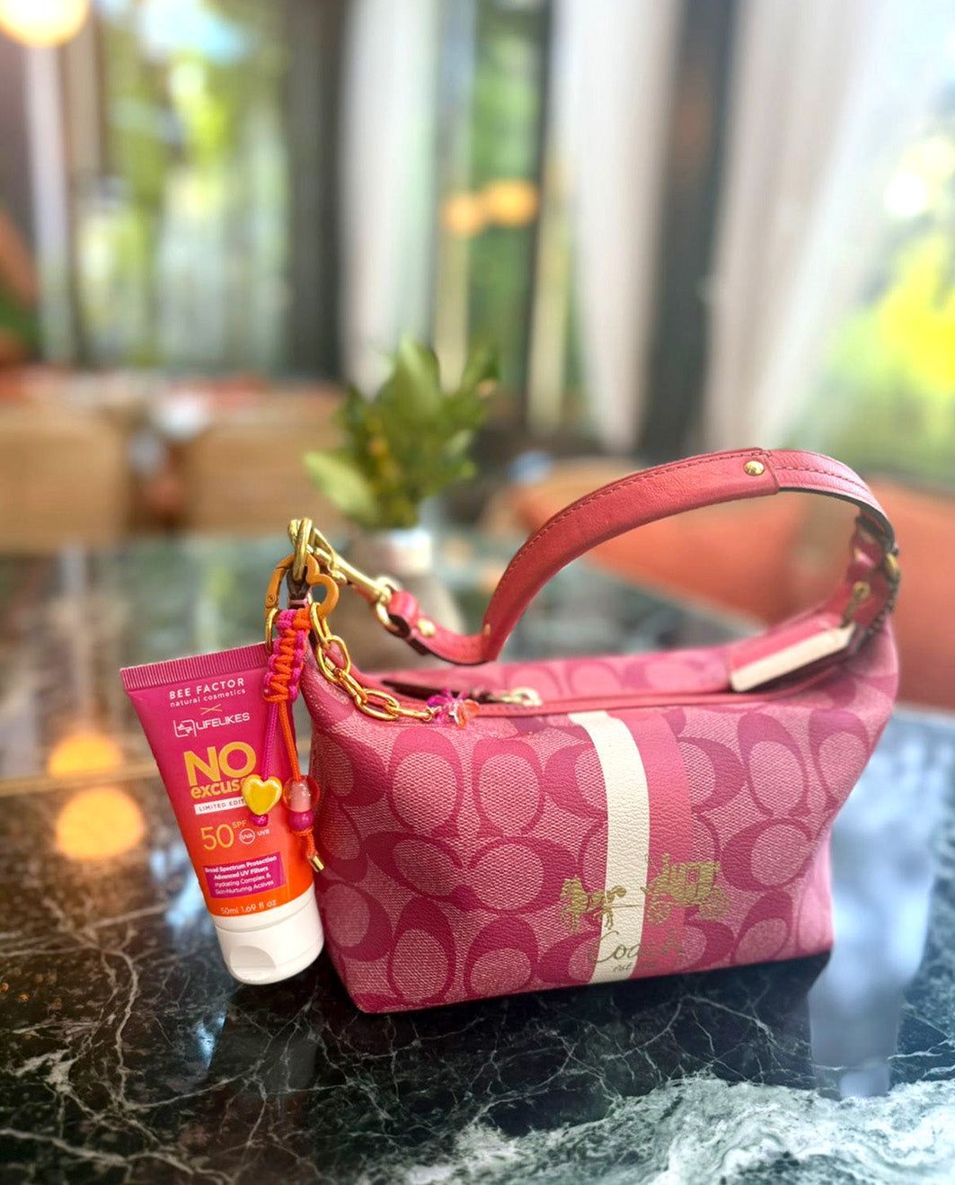 Bee Factor X Lifelikes – No Excuses SPF50 – Limited Edition | Αντηλιακό Προσώπου + Συλλεκτικό Keychain