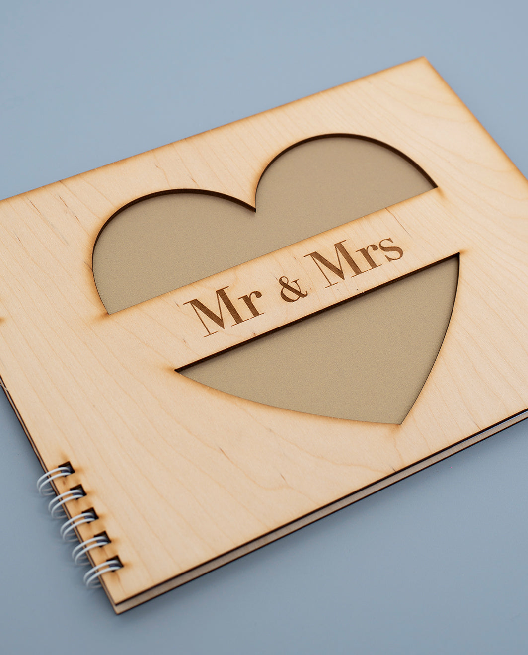 Βιβλίο Ευχών Γάμου Καρδιά Mr & Mrs