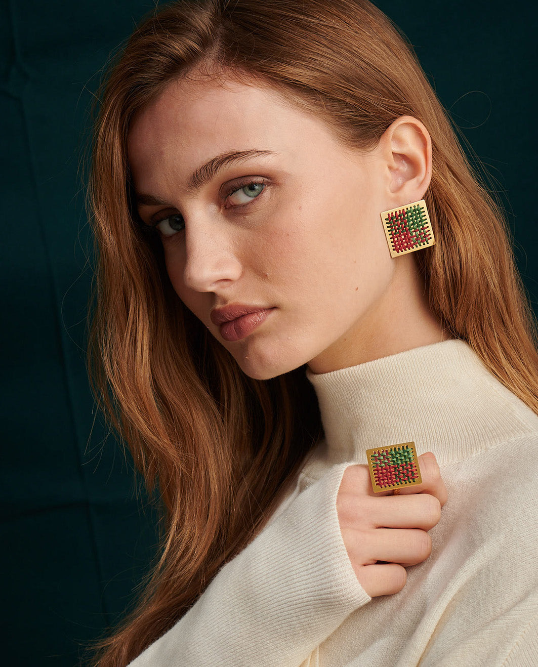 Σκουλαρίκια Tessera Karo